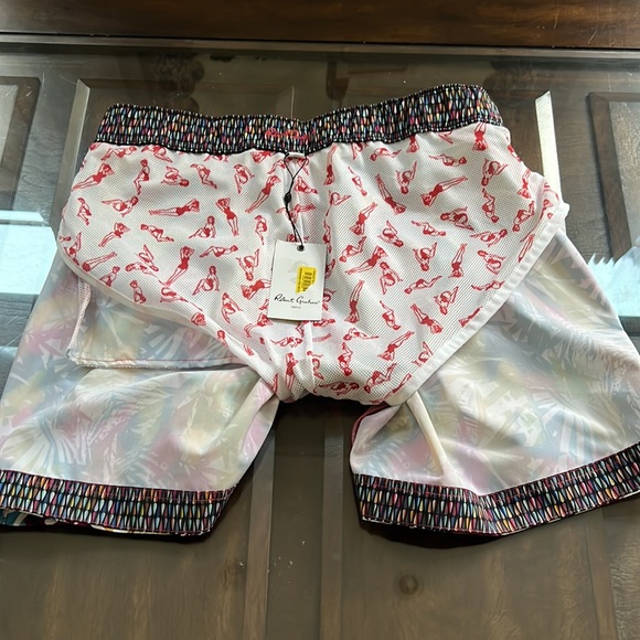 ROBERT GRAHAM Rainforest Tropical Swim Shorts - Picture 8 of 9